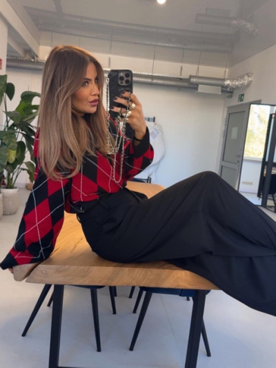 SWETER W ROMBY - czerwony 