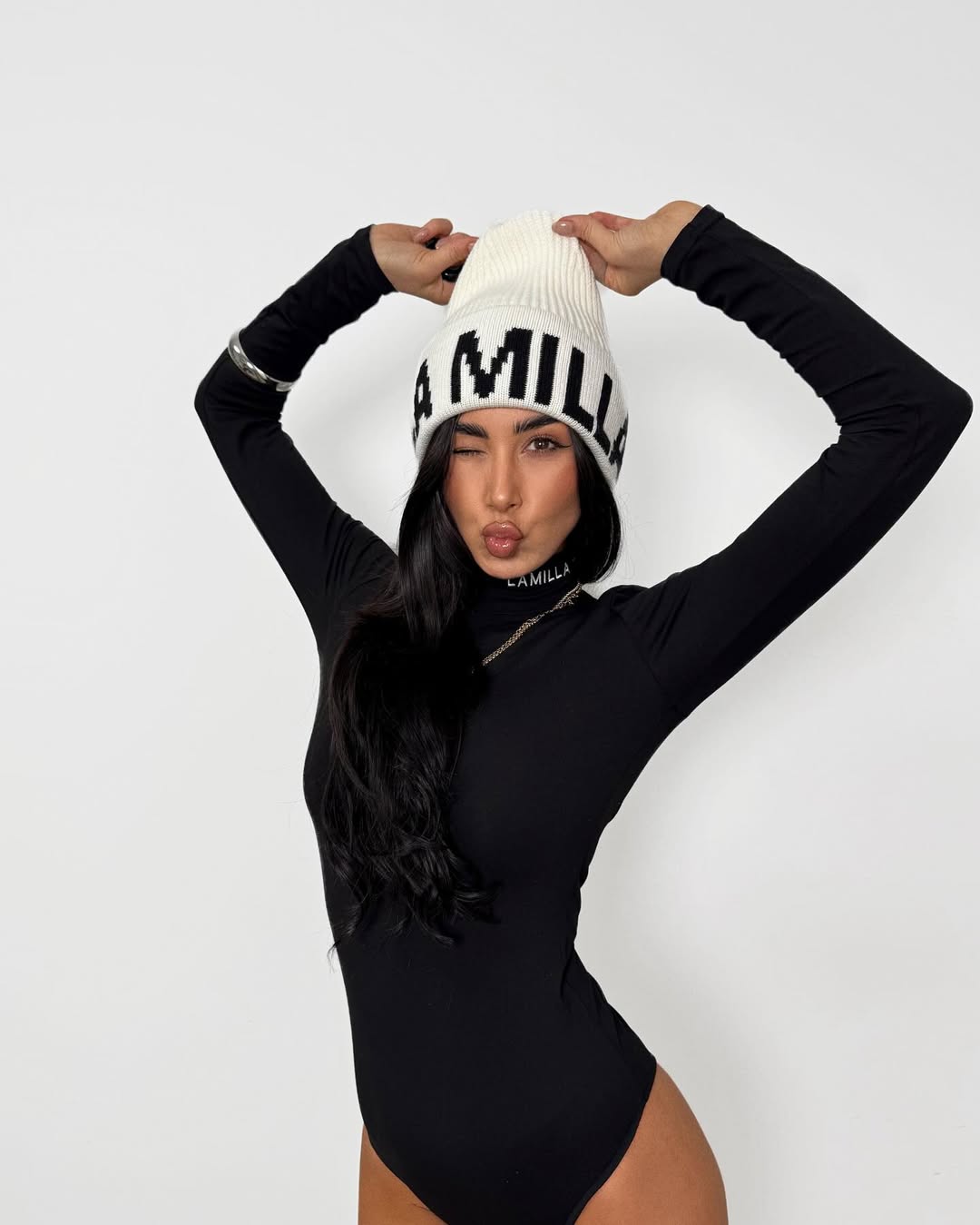 CZAPKA_WELNIANA_-_ecru