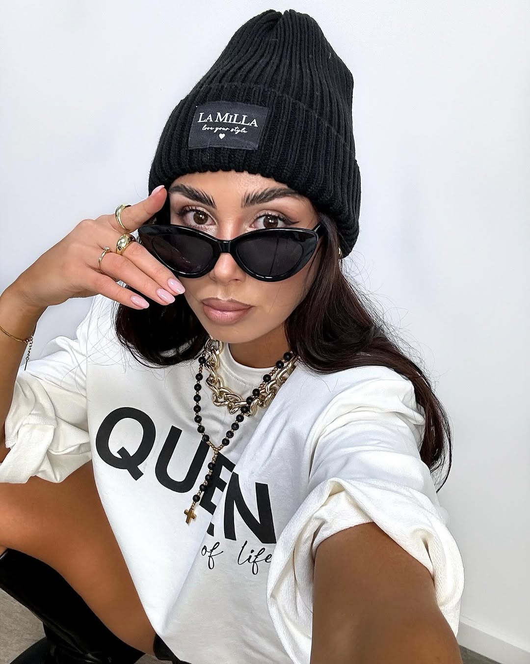 CZAPKA_WELNIANA_-_czarna_