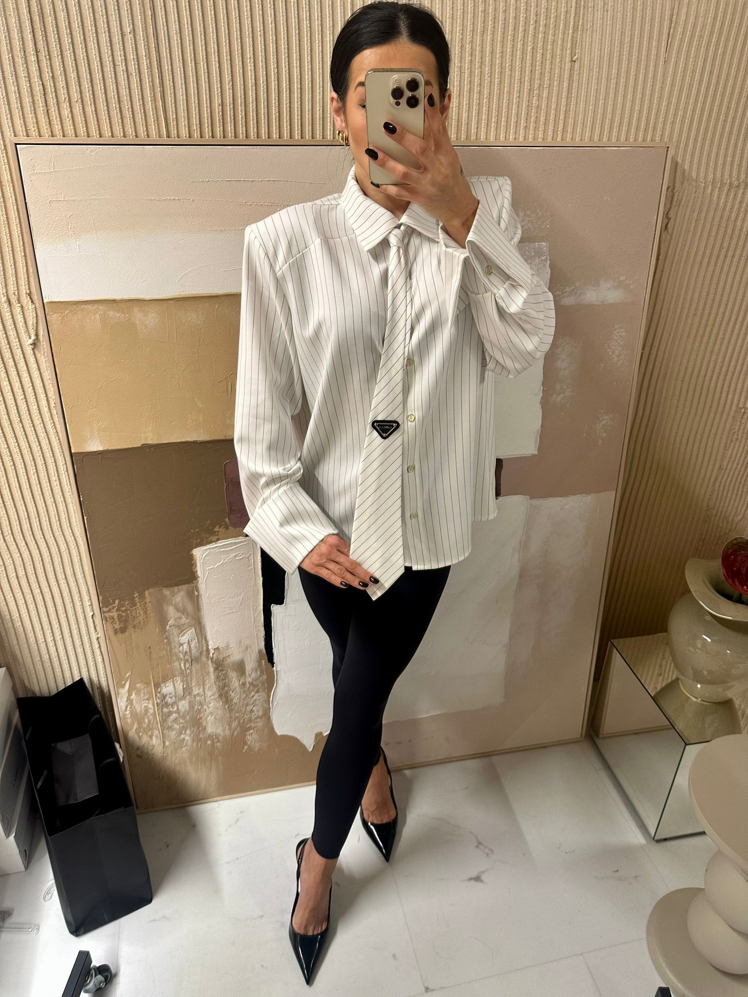 KOSZULA_Z_KRAWATEM_-_biala