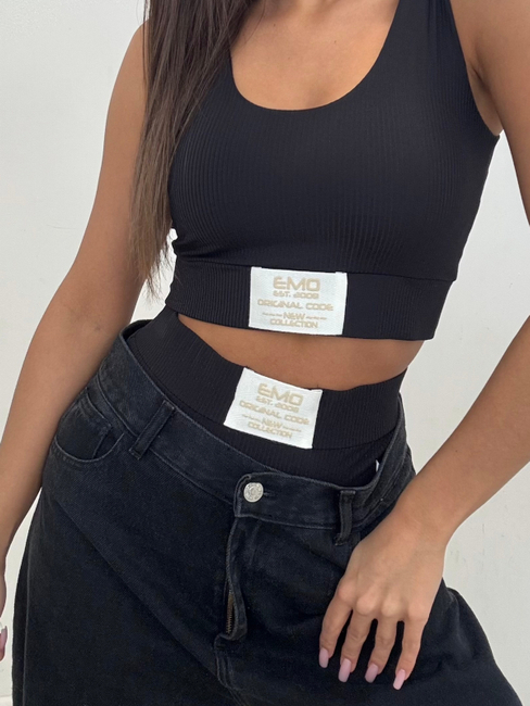 BIELIZNA_TOP_I_FIGI_-_czarny