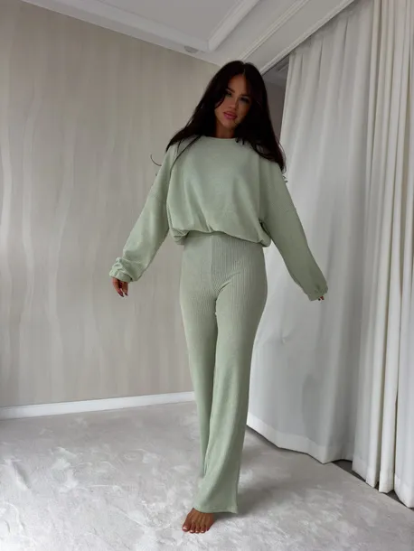 KOMPLET_ANGEL_-_postacja